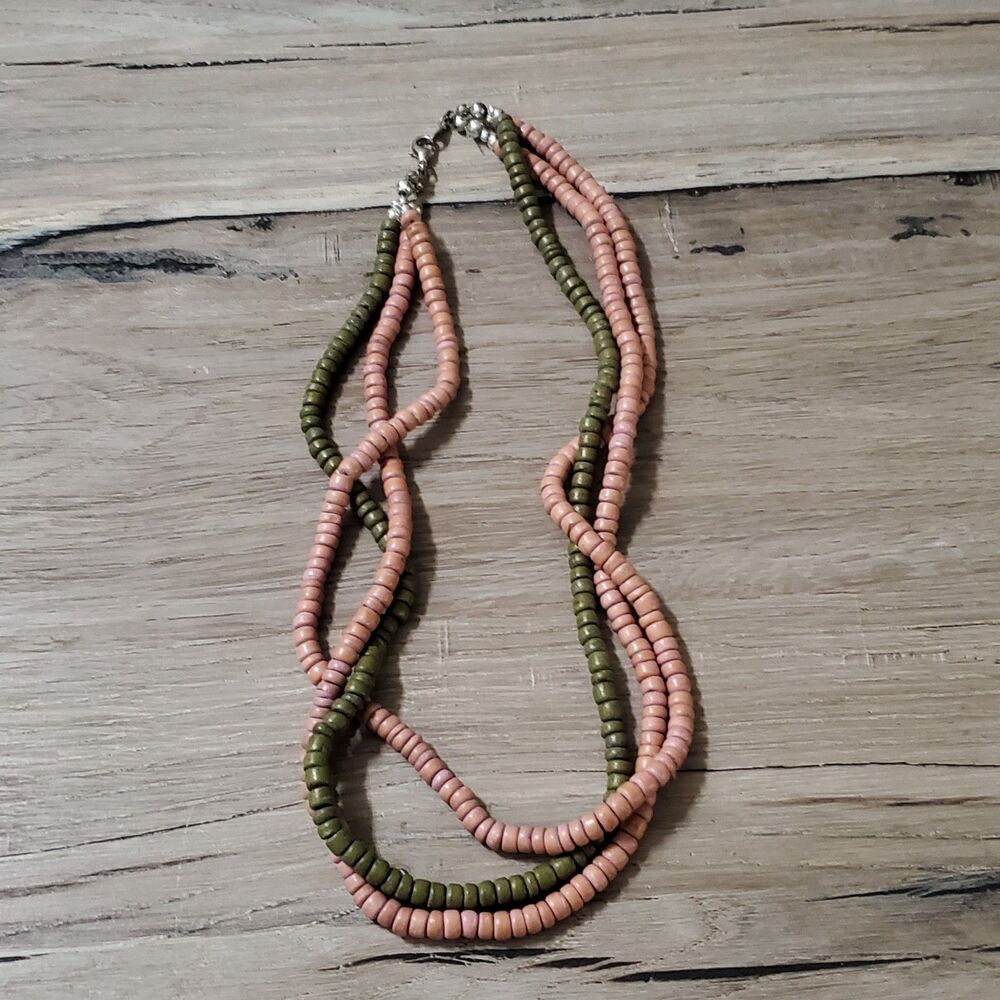Women’s Beaded Twist Necklace in Pink and Olive